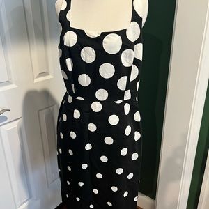 WhHBM poka dot dress